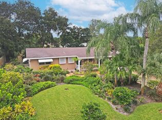 450 Dover Rd, Tequesta, FL 33469