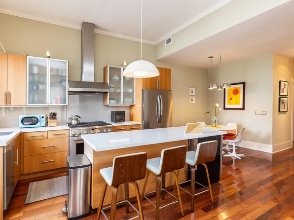 3170 25th St, San Francisco, CA 94110