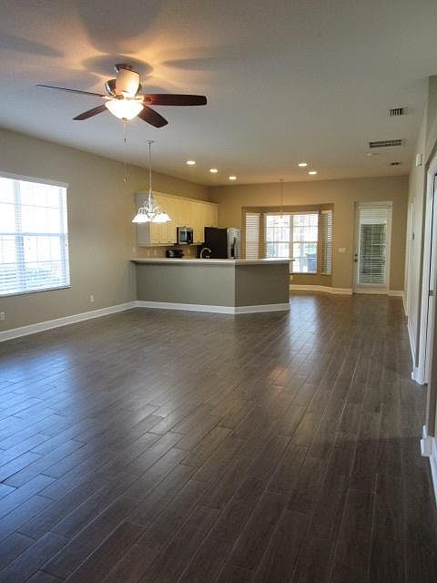 1st image of 3120 Connemara Dr