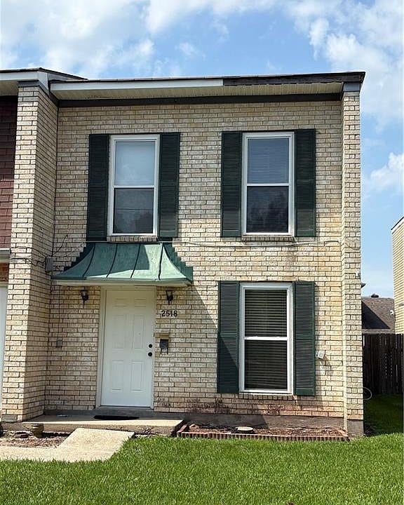 1st image of 2518 Lemon St