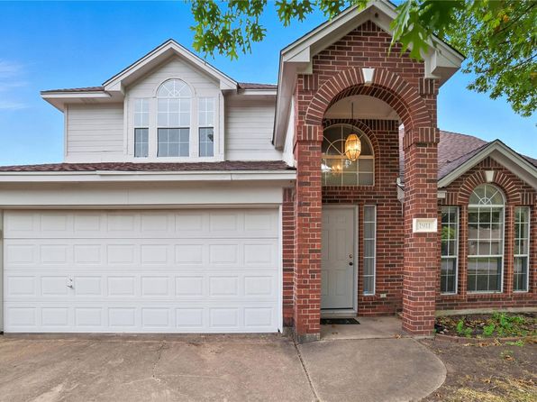 1911 Cedar Bend Dr