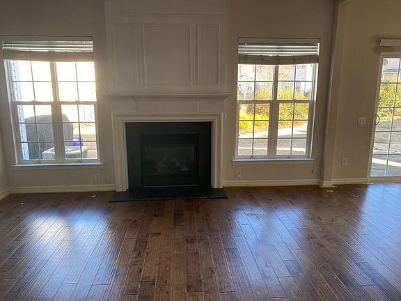 Main Level - Living Room