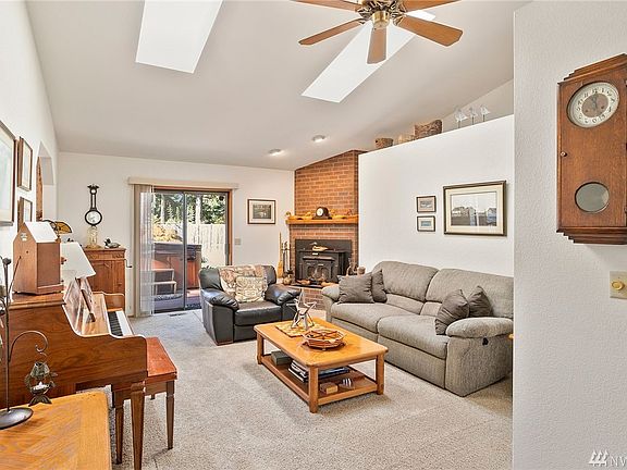 5th image of 7722 56th Ave NE