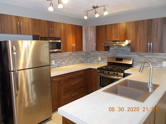 3rd image of 11358B 105th Ave #0