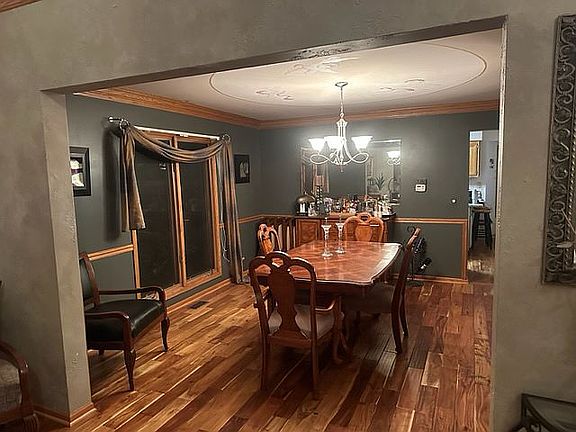 3rd image of 148 Greenfield Dr