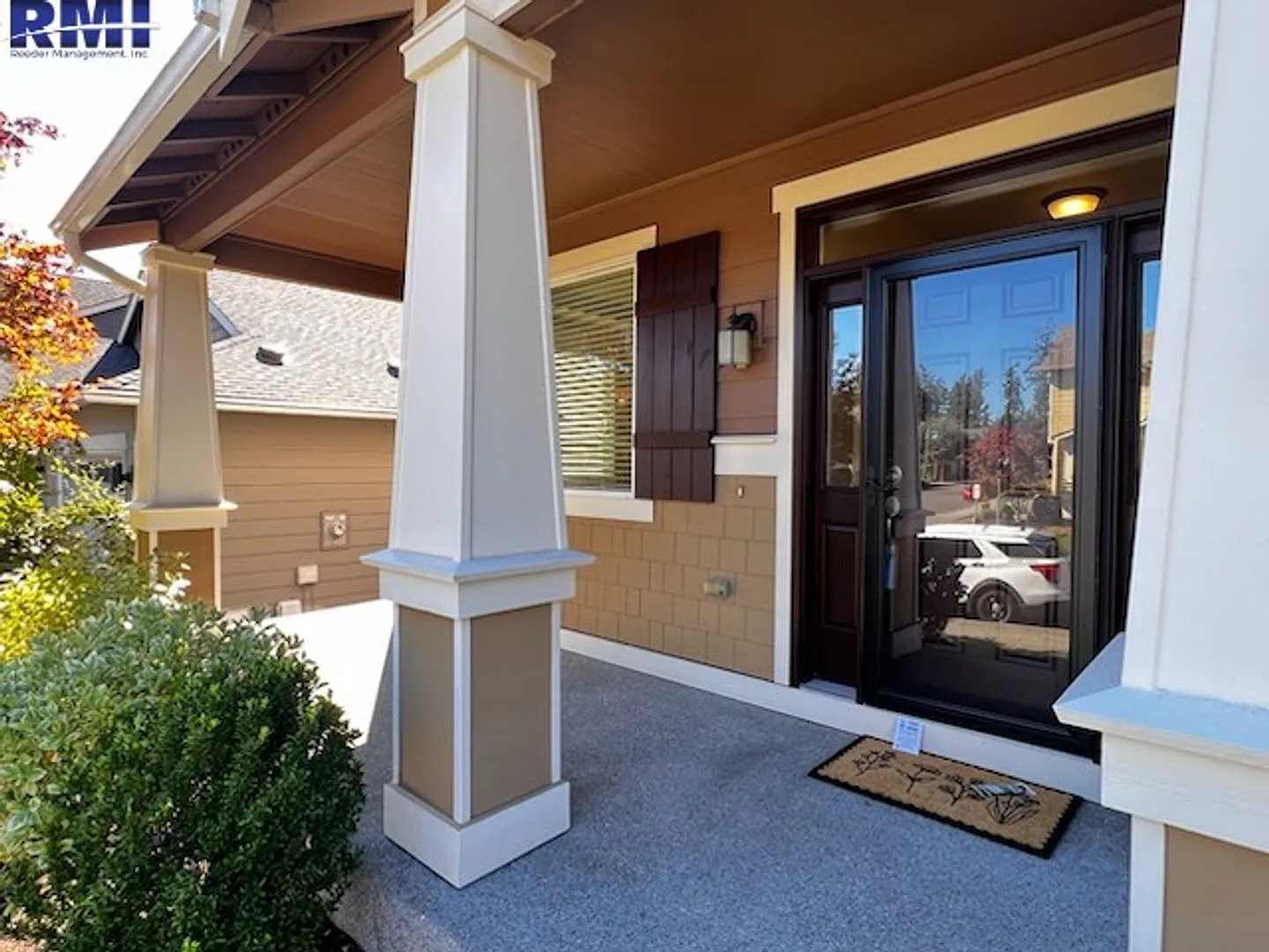 N Gig Harbor home in "The Ridge" — Photo 2