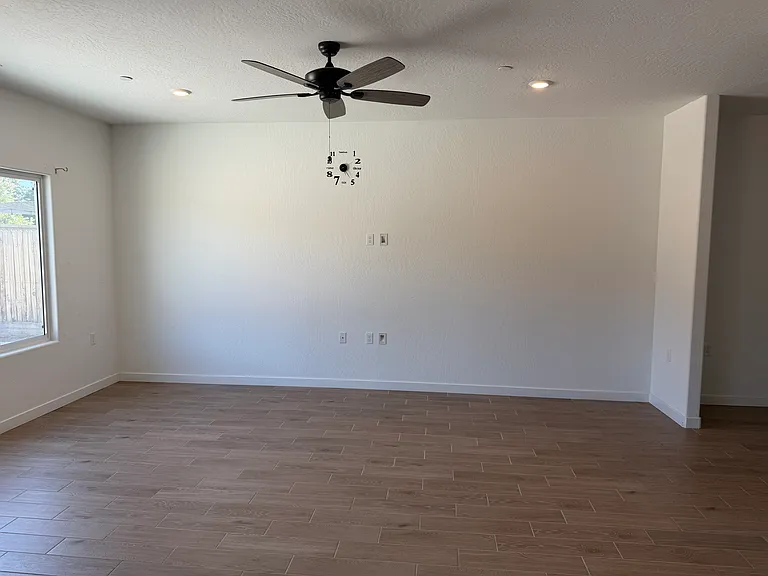 5868 E Tower Ave — Photo 15