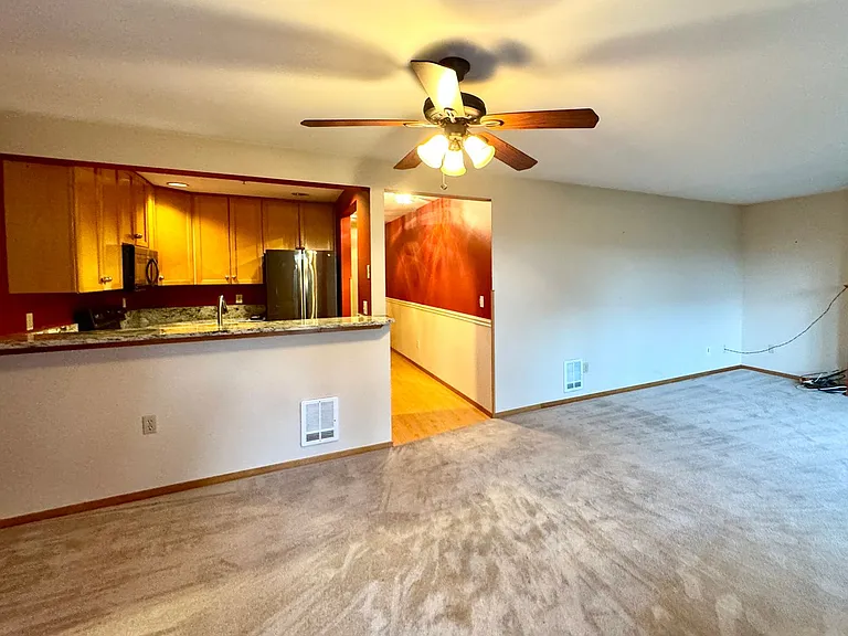 26325 Illinois Ave NE #B103 — Photo 9