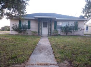 1070 Cohassett Ave, Lake Wales, FL 33853
