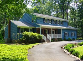 22 Spencer Ln, Warren, NJ 07059