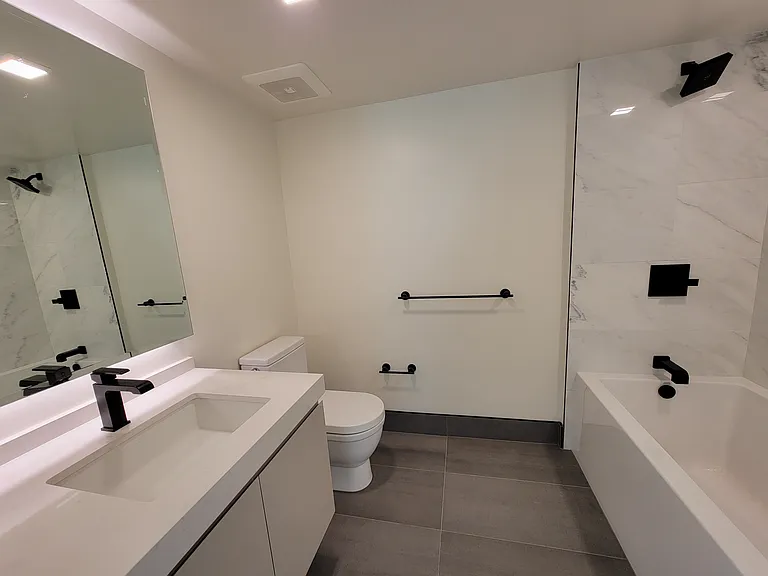 950 Tennessee St #106 — Photo 8