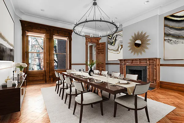 Sold by Christie's International Real Estate Group, LLC | media 8