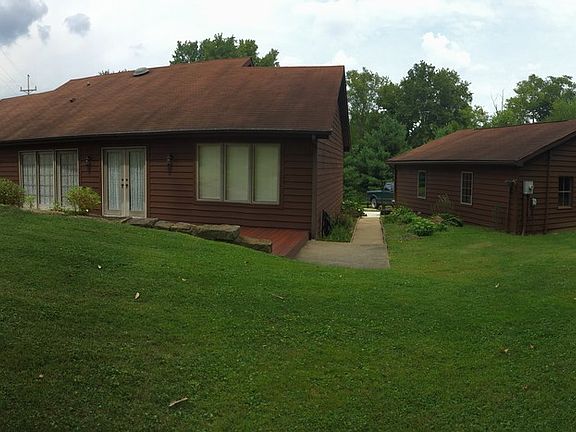 3rd image of 403 N State St