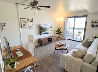 1622 Lake Dr APT 172, Haslett, MI 48840