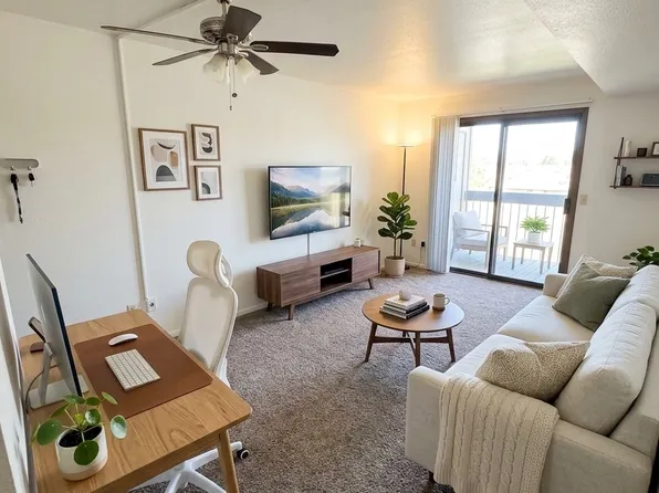 1622 Lake Dr APT 172, Haslett, MI 48840