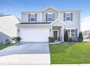 8929 Lilac Tree Ave, Charlotte, NC 28227