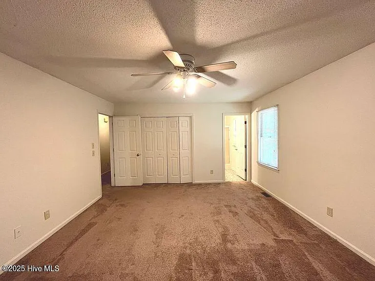 902 Heather Trl — Photo 17