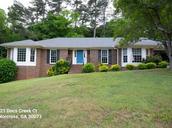 121 Docs Creek Ct, Norcross, GA 30071