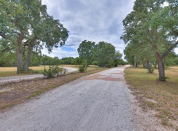 2nd image of 185 County Road 288