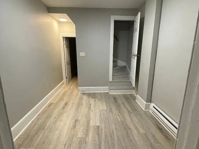 1030 Walnut St — Photo 7