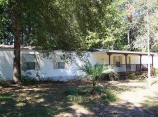 40 Mallet Rd, Freeport, FL 32439