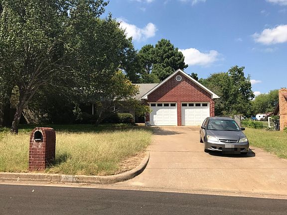 2nd image of 11502 Hollyridge Dr