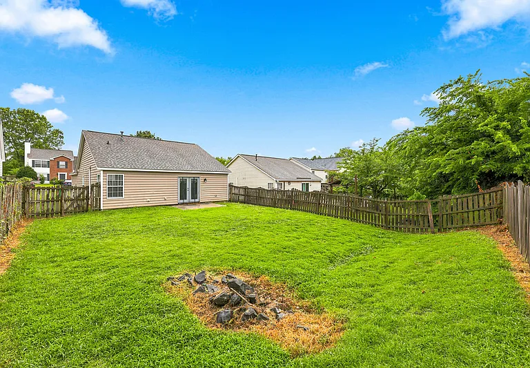 5519 Mount Mansfield Rd — Photo 16