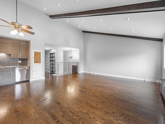 5th image of 780 Golfview Dr