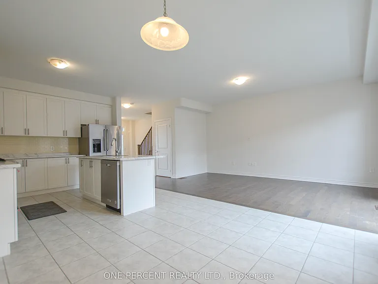 19838 Leslie St — Photo 13