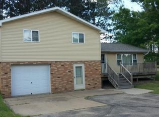 9508 Idell Ave, Sparta, WI 54656