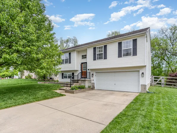 2679 Presidential Dr, Hebron, KY 41048