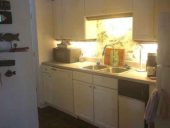 3rd image of 774 Knottywood Dr