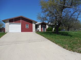 370 Eagle Ln, Kempner, TX 76539