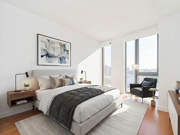 4th image of 223 4th Ave APT 8F