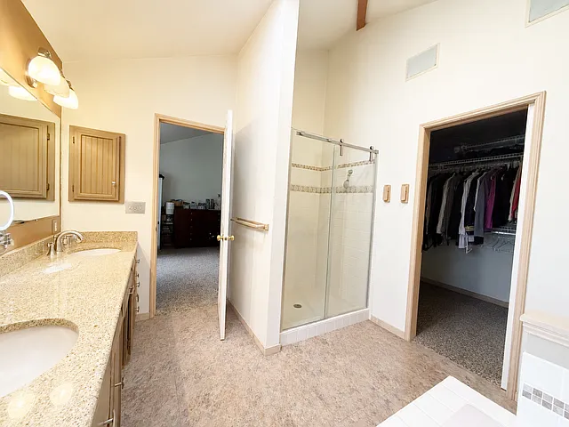 634 NE Dawn Rd — Photo 15