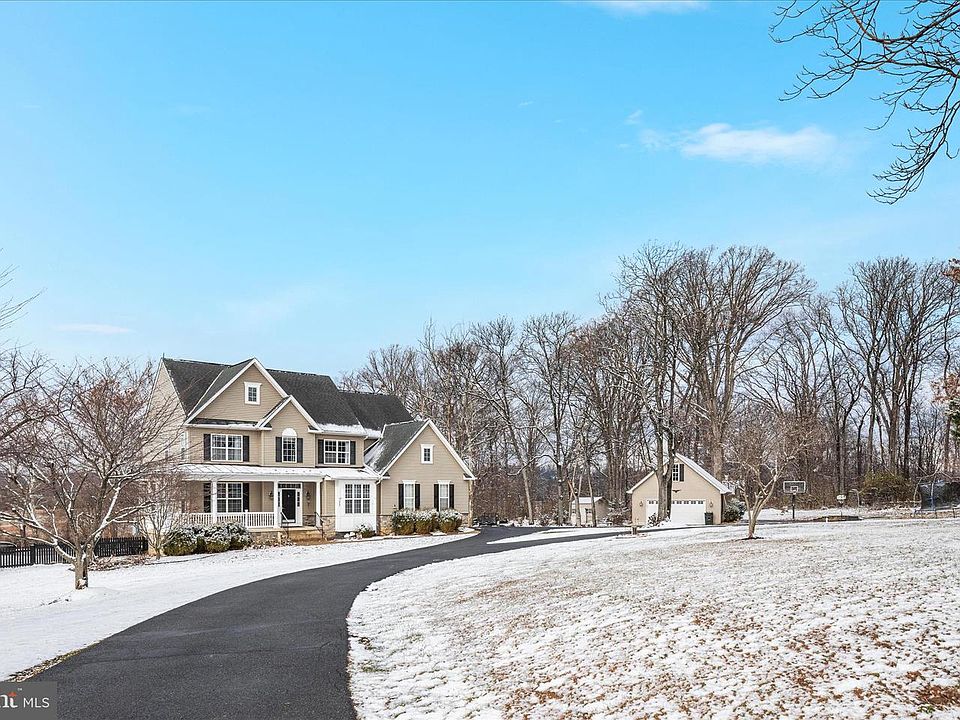 1st image of 229 Soldiers Rest Ln