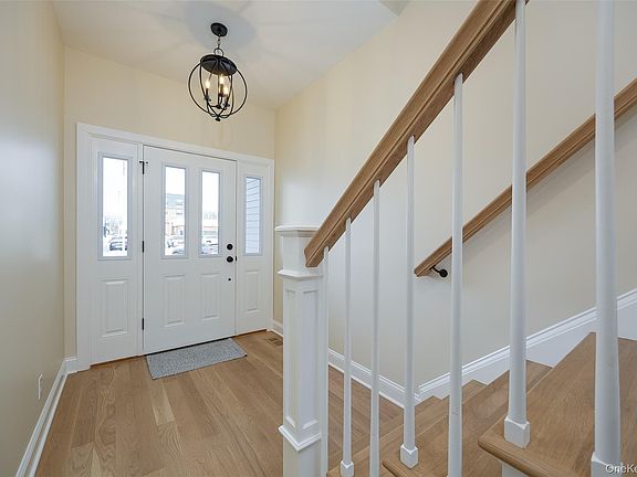 5th image of 15 HENRY Street #2