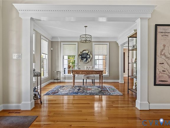 5th image of 14019 Royal Crest Ct