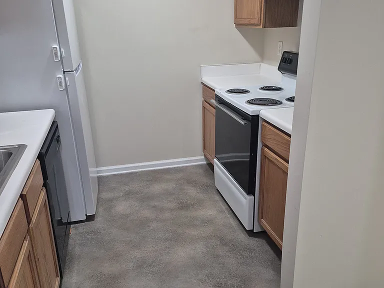 58 Point Place Dr — Photo 3