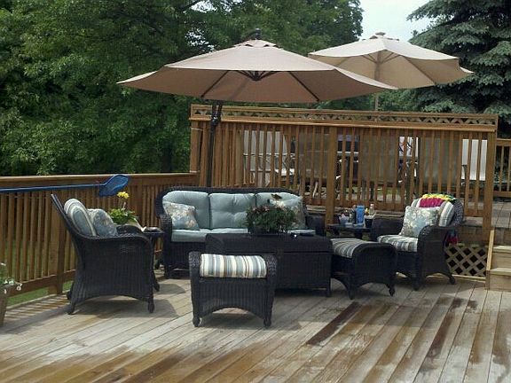 Extended deck around pool