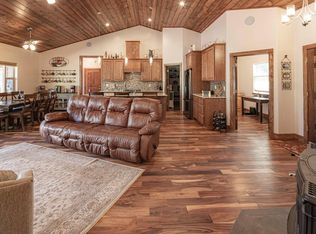 22879 East Ave, Twain Harte, CA 95383