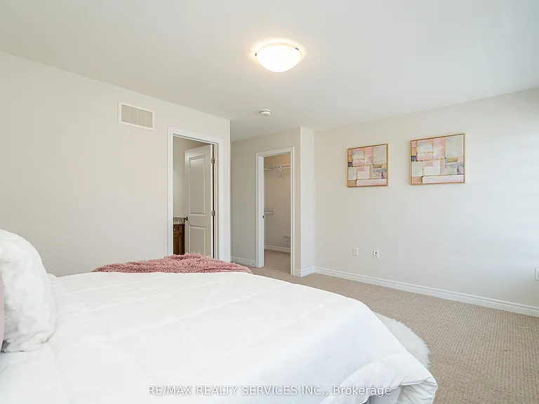 7 Baker Ln — Photo 36