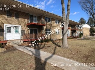 26 Judson St APT 1-3A, Edison, NJ 08820