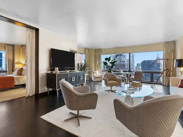 721 5th Ave APT 59B, New York, NY 10022