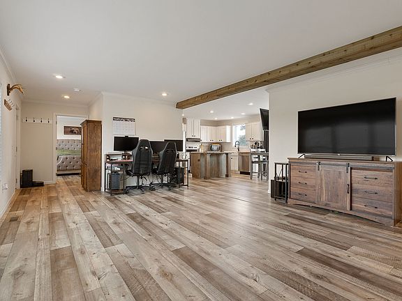 2nd image of 2196 Bethany Rd