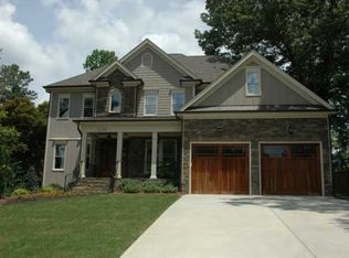 611 Cranbrook Rd, Raleigh, NC 27609