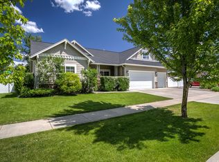 11384 N Rocking R Rd, Hayden Lake, ID 83835