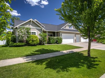 11384 N Rocking R Rd, Hayden Lake, ID, 83835