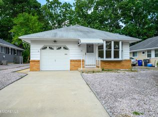 12 Mount Rushmore Dr, Toms River, NJ 08753