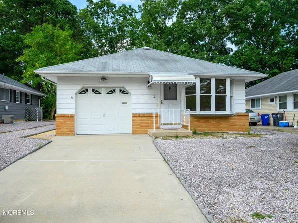 12 Mount Rushmore Drive, Toms River, NJ 08753
